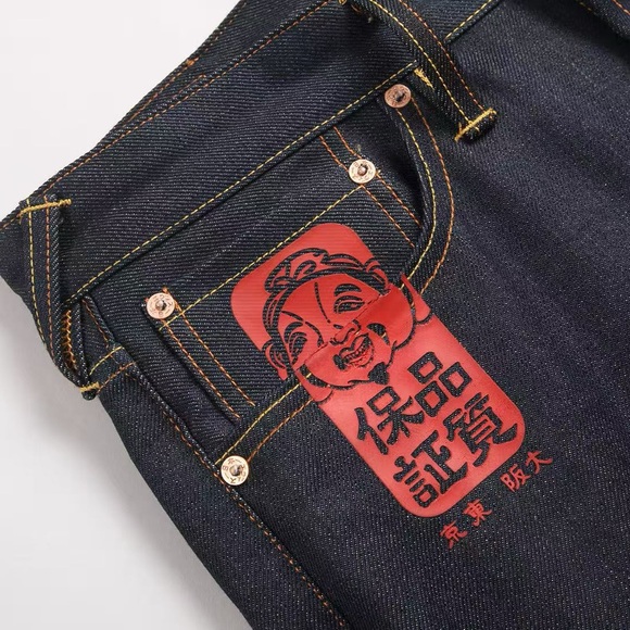 Evisu Men's Dark Blue Jeans with Gold Accents - Picture 11 of 14